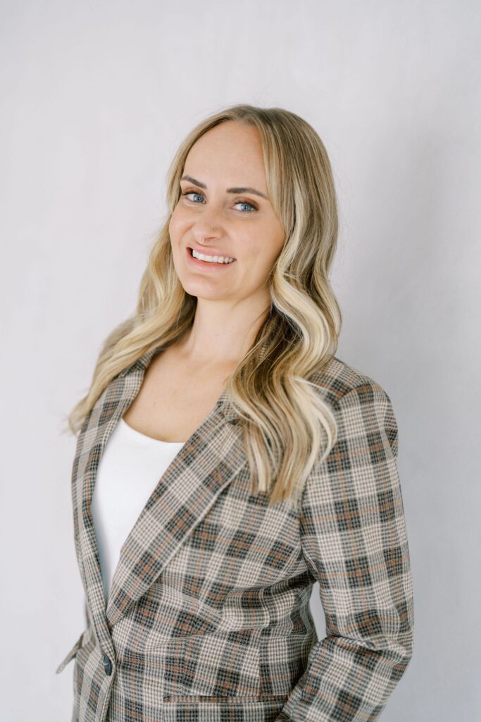 ashlee_brooke_photography_DSC_1525 Our Team